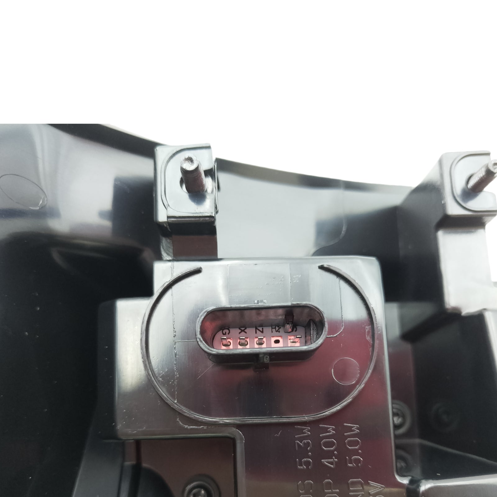 Tesla Model 3 2017-2023 and Model Y 2019 onwards Rear Right outer lamp 1077400-00-B 1502087-99-D