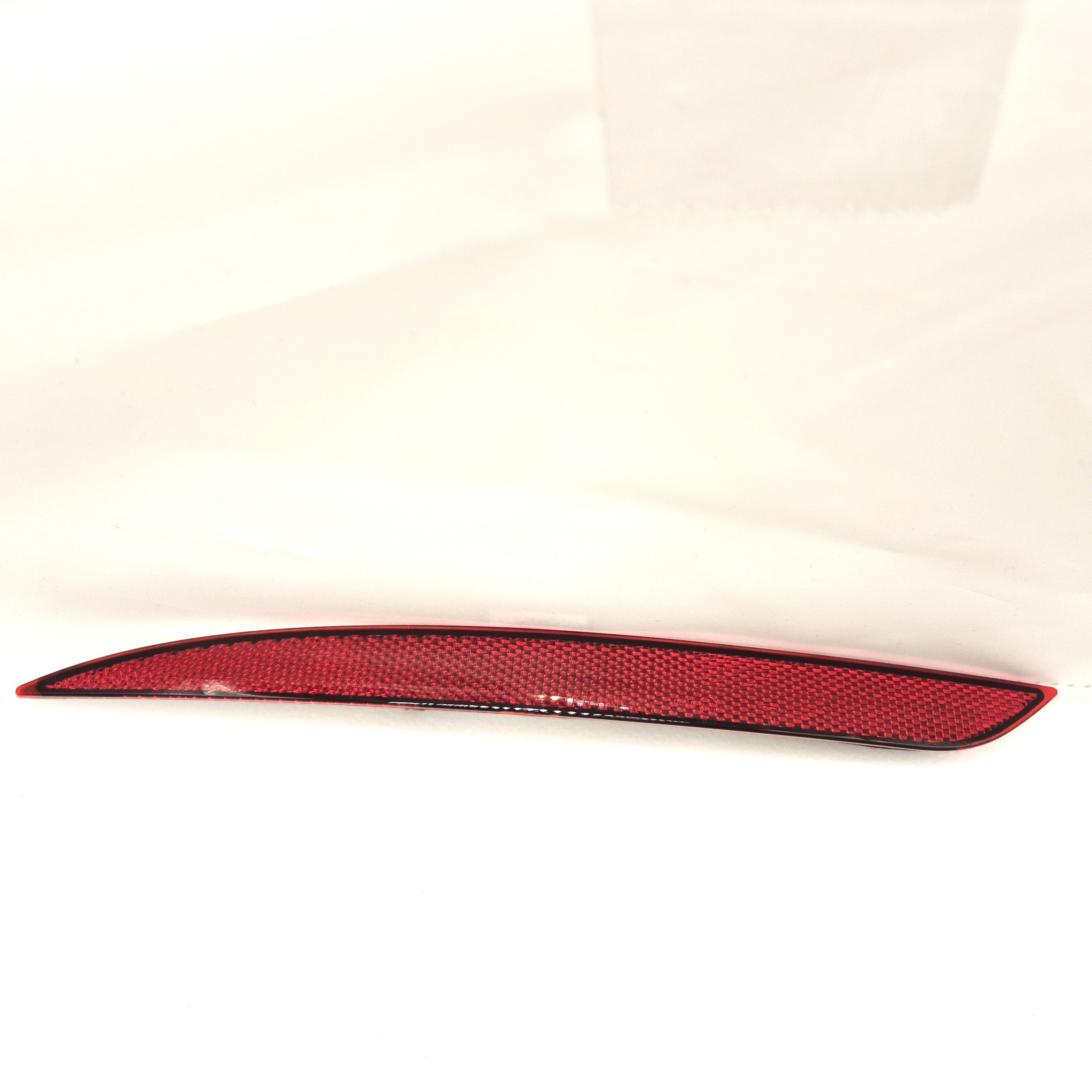 Tesla Model Y 19- Rear Left reflector lamp 1626226-00-A