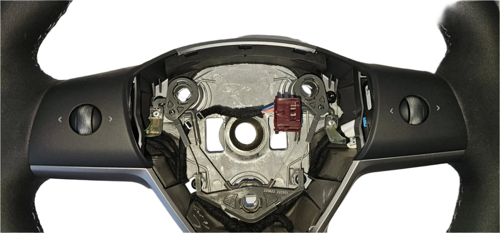 Tesla Model 3 2017-2020 and Model Y steering wheel without heating function 1095222-00-L