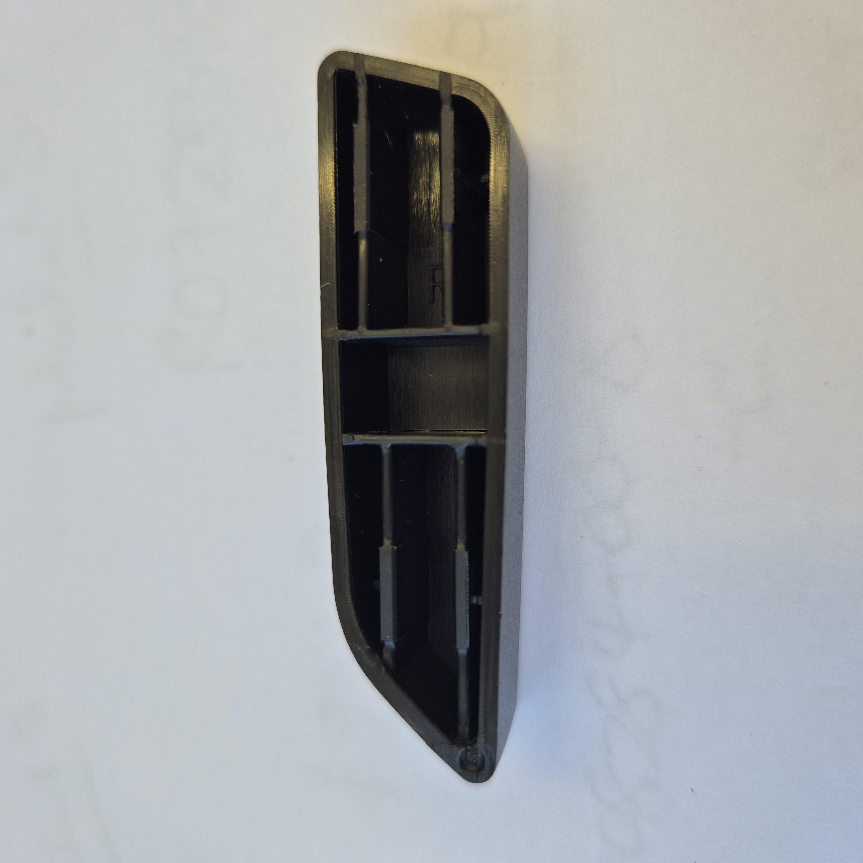 Tesla Model 3 -21 Front Right seat adjust switch cover 1098842-00-E/D